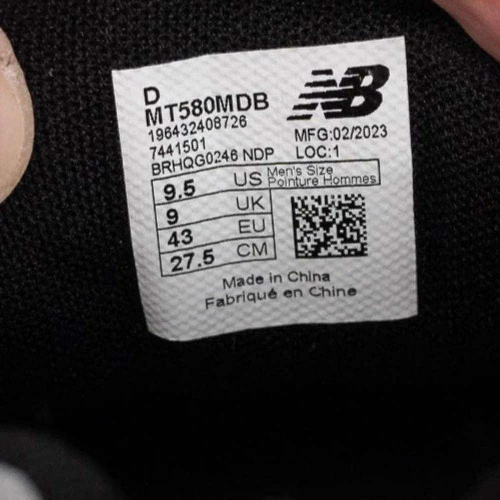 New Balance 580 Sneaker Mens 9.5 Black Good MT580MDB Shadow Running Shoes